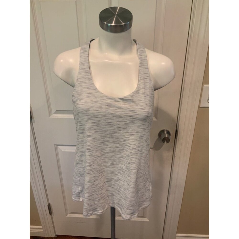 Lululemon Light Heathered Gray Tank Top & Sports Bra, Size 6 (US)